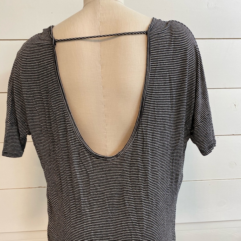 Lush top - Picture 2 of 2